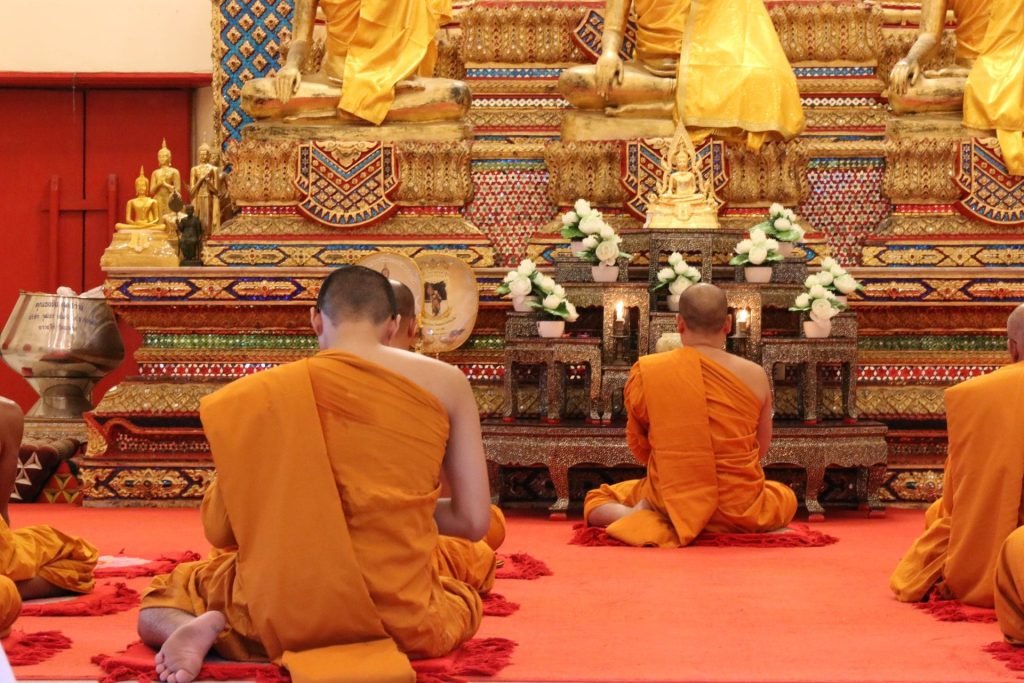 Monjes budistas en Tailandia